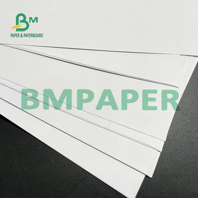 Độ ổn định kích thước tốt Giấy offset trắng được sử dụng trong tài liệu quảng cáo
