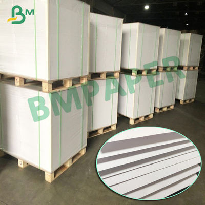Matt Trắng Woodfree Bảng giấy không tráng phủ cho tài liệu quảng cáo thẻ áp phích