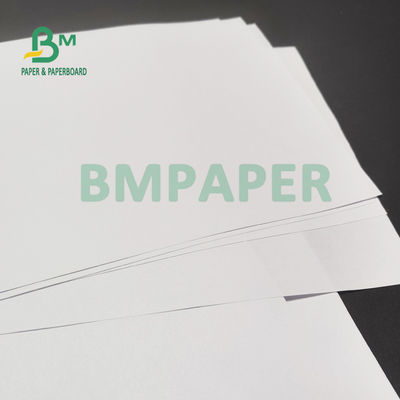90gsm 100gsm Giấy trắng không tráng gỗ cho sách bài tập 685 x 990mm