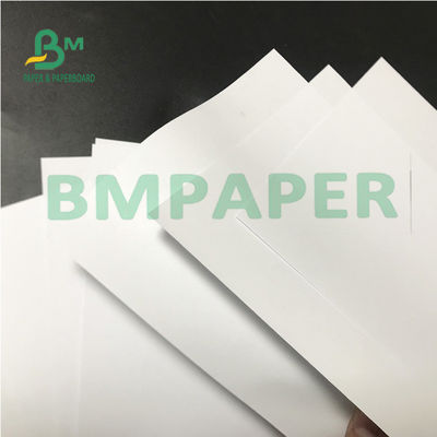 Cuộn giấy trái phiếu trắng 50gsm 80gsm với bề mặt phẳng mịn