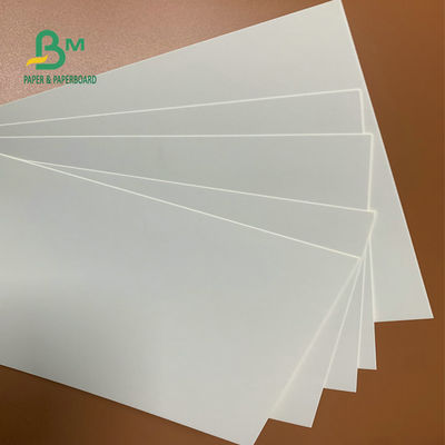 Mặt trên màu trắng Mặt sau Bảng giấy SBS 190g 210g cho hộp gấp