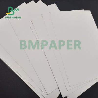 170gsm 190gsm C1S Bảng giấy Ngà SBS cho Hangtags hàng may mặc 30 X 40inch Độ trắng cao