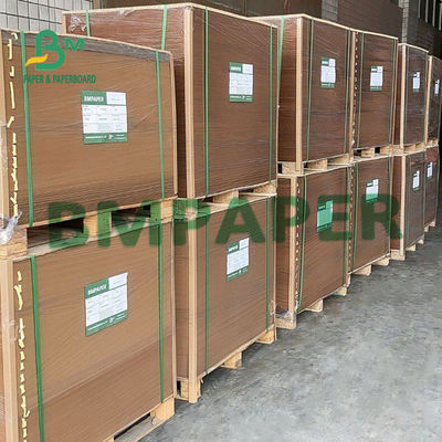 Túi tote Giấy kraft có thể giặt được Chống rách với một mặt màu trắng