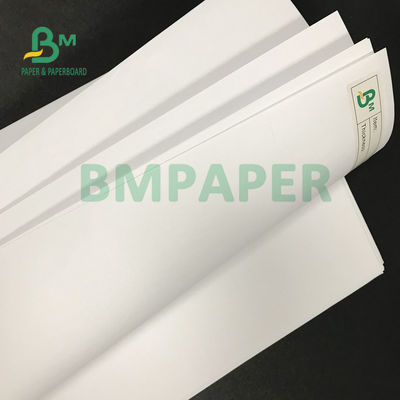 300gsm Kết quả in tốt Giấy offset trái phiếu Độ mờ tốt 61cm X 86cm