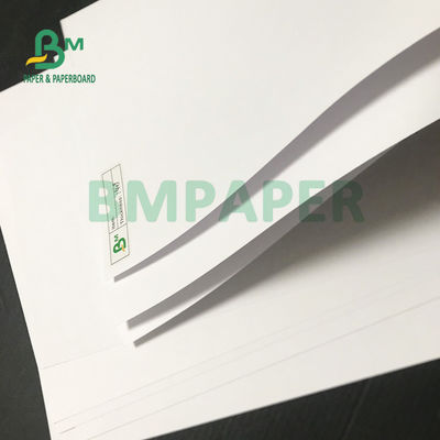 300gsm Kết quả in tốt Giấy offset trái phiếu Độ mờ tốt 61cm X 86cm