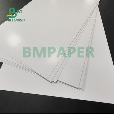 70 # 90 # C2S Giấy bóng tráng bìa bóng cho tạp chí 13 '' x 19 '' Độ trắng cao