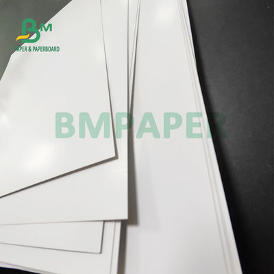 70 # 90 # C2S Giấy bóng tráng bìa bóng cho tạp chí 13 '' x 19 '' Độ trắng cao