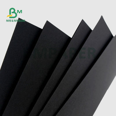 300gm 350gm Bảng giấy màu đen đồng bộ để treo thẻ 70 x 100cm Độ cứng cao