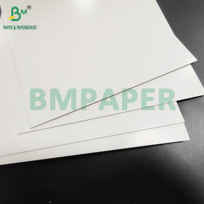1MM 1.5MM Bạch phủ tấm giấy ba phần cho hộp quần áo 24 x 36 inch
