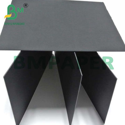 Thảm giấy màu đen dày và chắc chắn cho hộp bọc 200gm 230gm