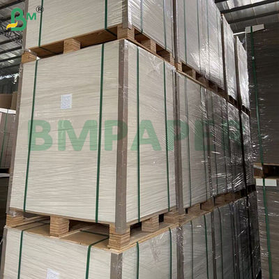Bảng giấy lõi đen mịn cao chống gấp Bảng giấy chơi bài 450 * 320mm