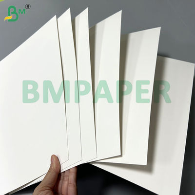 Giấy bìa cứng tráng phủ 1 mặt 250gsm 300gsm màu trắng FBB dùng cho bao bì pin 61x86cm