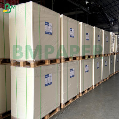 60g Sức mạnh cao Độ linh hoạt Màu trắng 800 * 1100mm giấy kraft màu trắng cho túi mua sắm Túi tay