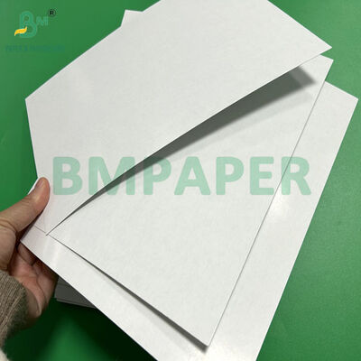 290gm 320 x 450mm bề mặt mịn lõi đen TCG Cardstock cho bài chơi