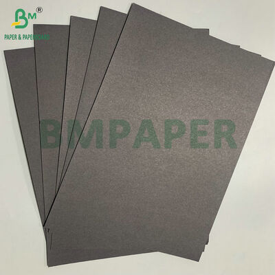 Mượt mà Matte Finish Premium Trọng lượng nặng 300gsm Black Cardstock cho Laser / Inkjet Printing Posters & Photo Mounting