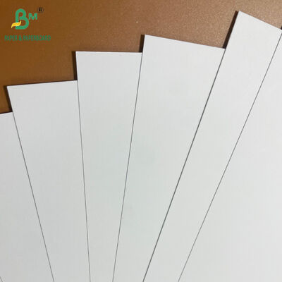 Màu trắng tốt 110lb 300gsm Không phủ phủ dày cao giấy trong các tấm