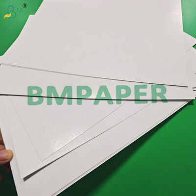 300GSM 310GSM Bảng chơi bài bề mặt mịn lõi đen 640 x 900mm