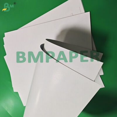 300GSM 310GSM Bảng chơi bài bề mặt mịn lõi đen 640 x 900mm