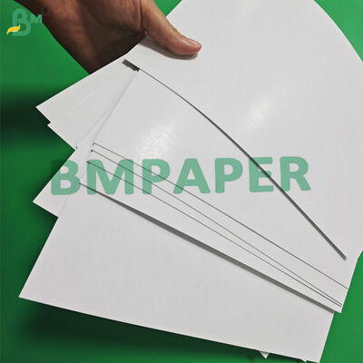 300GSM 310GSM Bảng chơi bài bề mặt mịn lõi đen 640 x 900mm