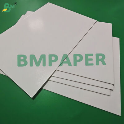 1mm 1.5mm Carton Montado Blanco cho mỹ phẩm hộp 70 x 100cm Độ cứng cao