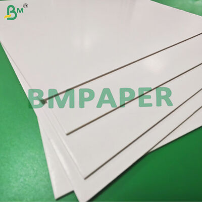 1mm 1.5mm Carton Montado Blanco cho mỹ phẩm hộp 70 x 100cm Độ cứng cao